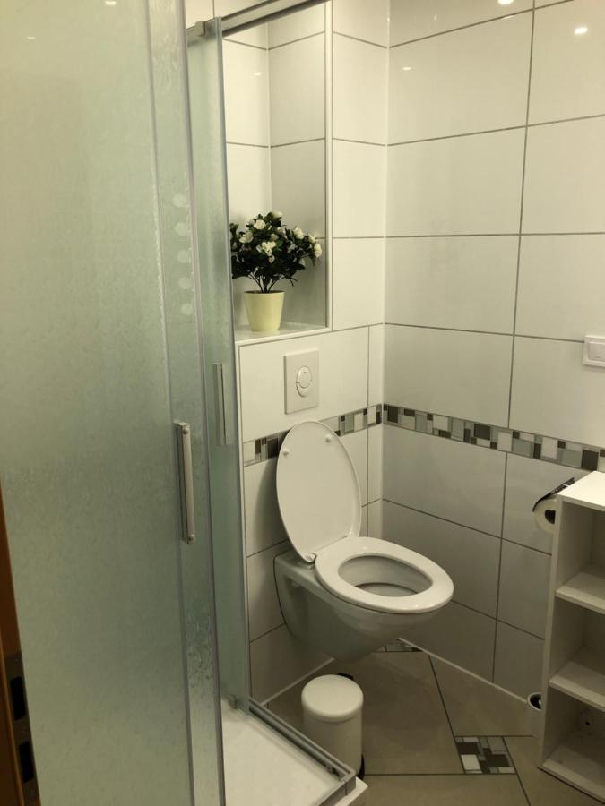 Room 4 You Dusseldorf Exterior photo